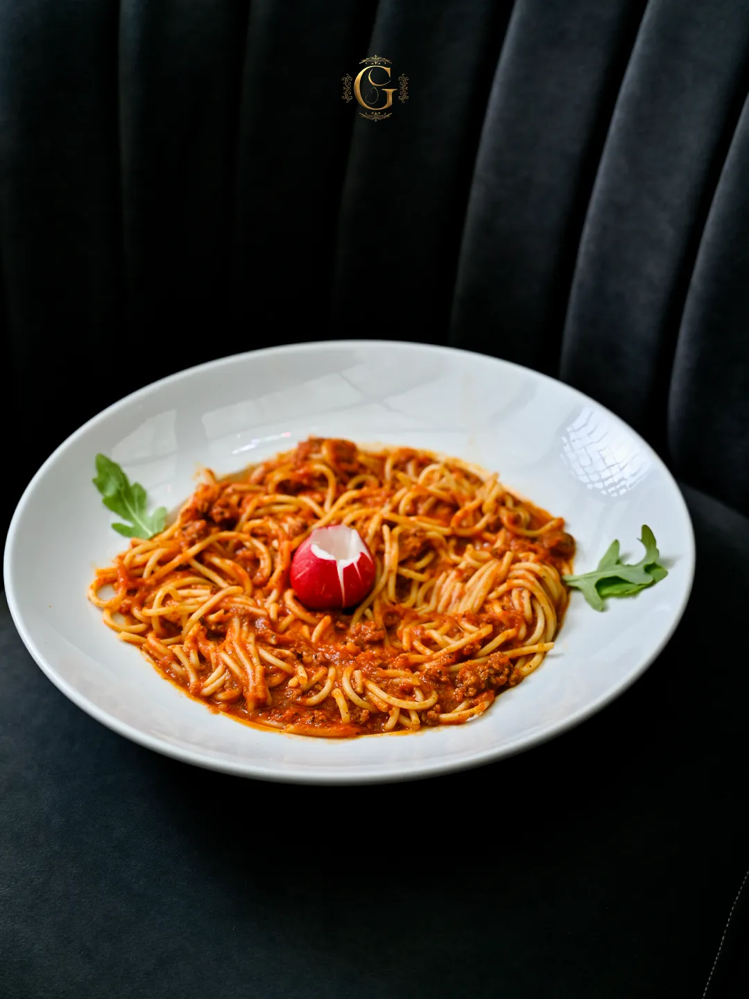 Frische Spaghetti mit Tomatensauce